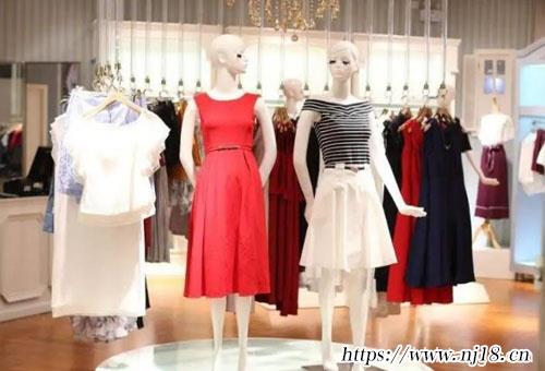 女裝店名字 簡約動聽，康熙字典非常亮麗的女裝店名