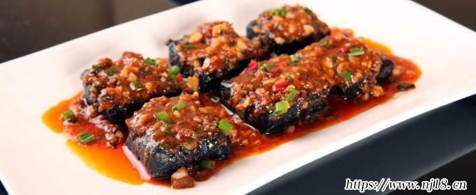 臭豆腐真的用屎了嗎，康熙字典臭豆腐配方有屎是真的嗎