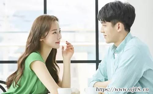 怎麼追女孩子的技巧和方法，康熙字典男生如何追女生的套路方法技巧