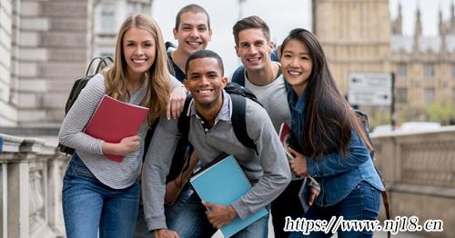 月薪過萬大學專業，康熙字典薪水最高的專業有什麼