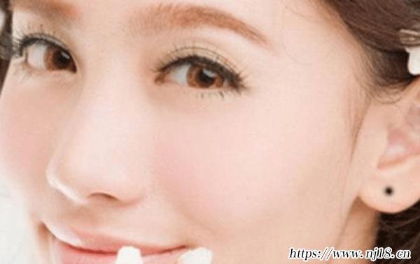 女人10處有痣是富貴痣，女人身上的10大福痣