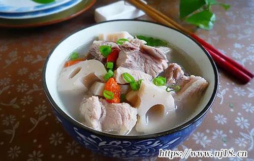 蓮藕排骨湯