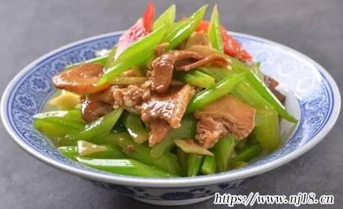 芹菜炒多久能熟