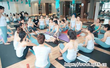 瑜伽館名字大全大氣簡潔，康熙字典瑜伽館起什麼名字好