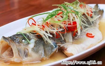 清蒸鱸魚的做法，康熙字典鱸魚清蒸的做法步驟
