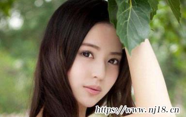 女生霸氣高冷範昵稱，康熙字典網名女生霸氣冷酷好聽