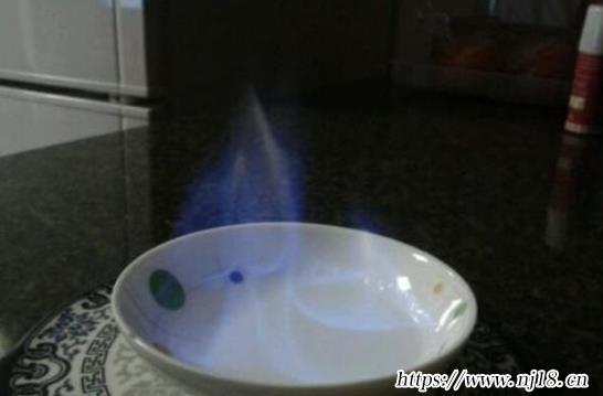 純糧酒的鑒別方法，康熙字典純糧白酒的識別方法