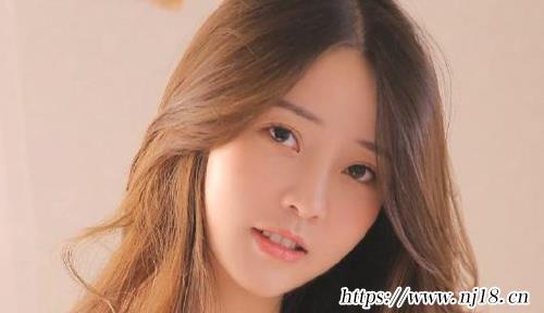 女微信名字簡單氣質昵稱，康熙字典微信網名女生簡單氣質