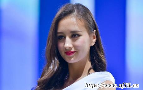女角色的名字