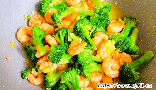 西蘭花怎麼炒菜