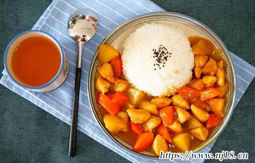 咖喱雞肉飯