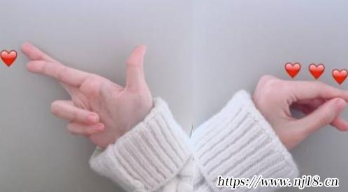 手勢舞好看怎麼誇獎