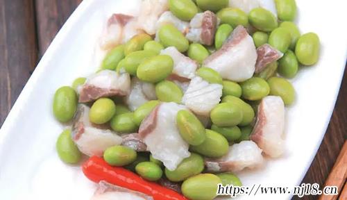毛豆炒魚丁
