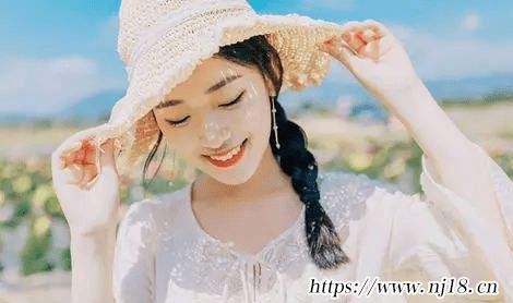 一句簡單曬幸福的句子，康熙字典幸福的句子說說心情