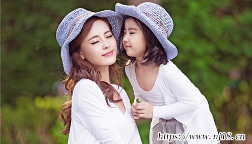 適合娘倆發朋友圈的句子，康熙字典曬娃發朋友圈的好句子