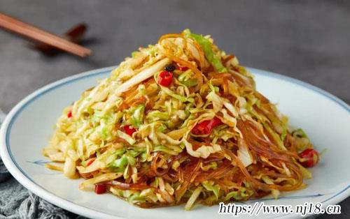 包菜炒粉絲