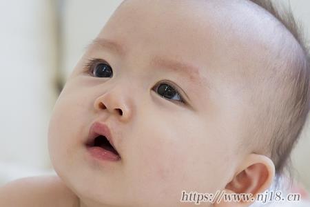 小男孩名字大全最新版的，古典取名男孩名字大全