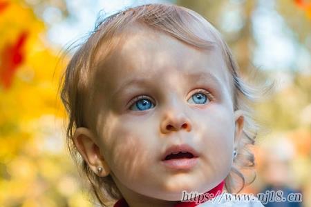 八字五行高分男寶寶名字，數理吉祥的男孩起名大全