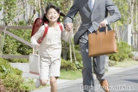 八字缺木的男孩名字大全，五行喜木男孩洋氣名字