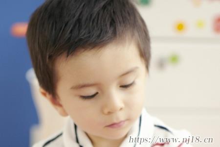 新生女嬰兒取名方法，給牛寶寶取名字大全男孩