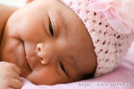 女孩有內涵過目不忘的名字，寶寶小名字大全女孩