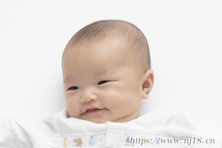 易經八卦生辰八字起名，八字取名字女孩大全