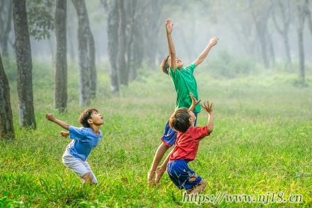 新年出生的寶寶吉祥名字，二月出生新生兒起名大全