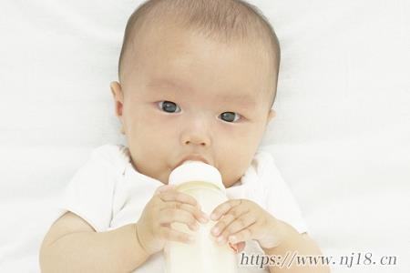 屬虎的男寶寶取什麼名字好