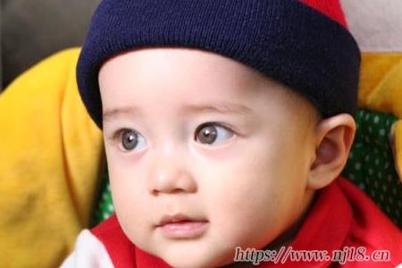 屬鼠的女寶寶八字取名大全，女孩五行喜什麼起名大全