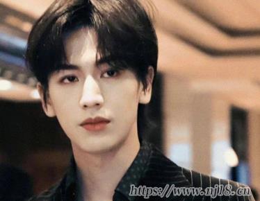 初一男生網名簡單幹淨 初中生qq昵稱大全男