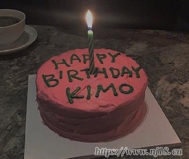 深度的自嘲的網名最新 自己嘲笑自己的昵稱