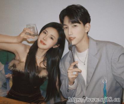 cp感很強的情侶網名最新 霸氣虐狗情侶網名